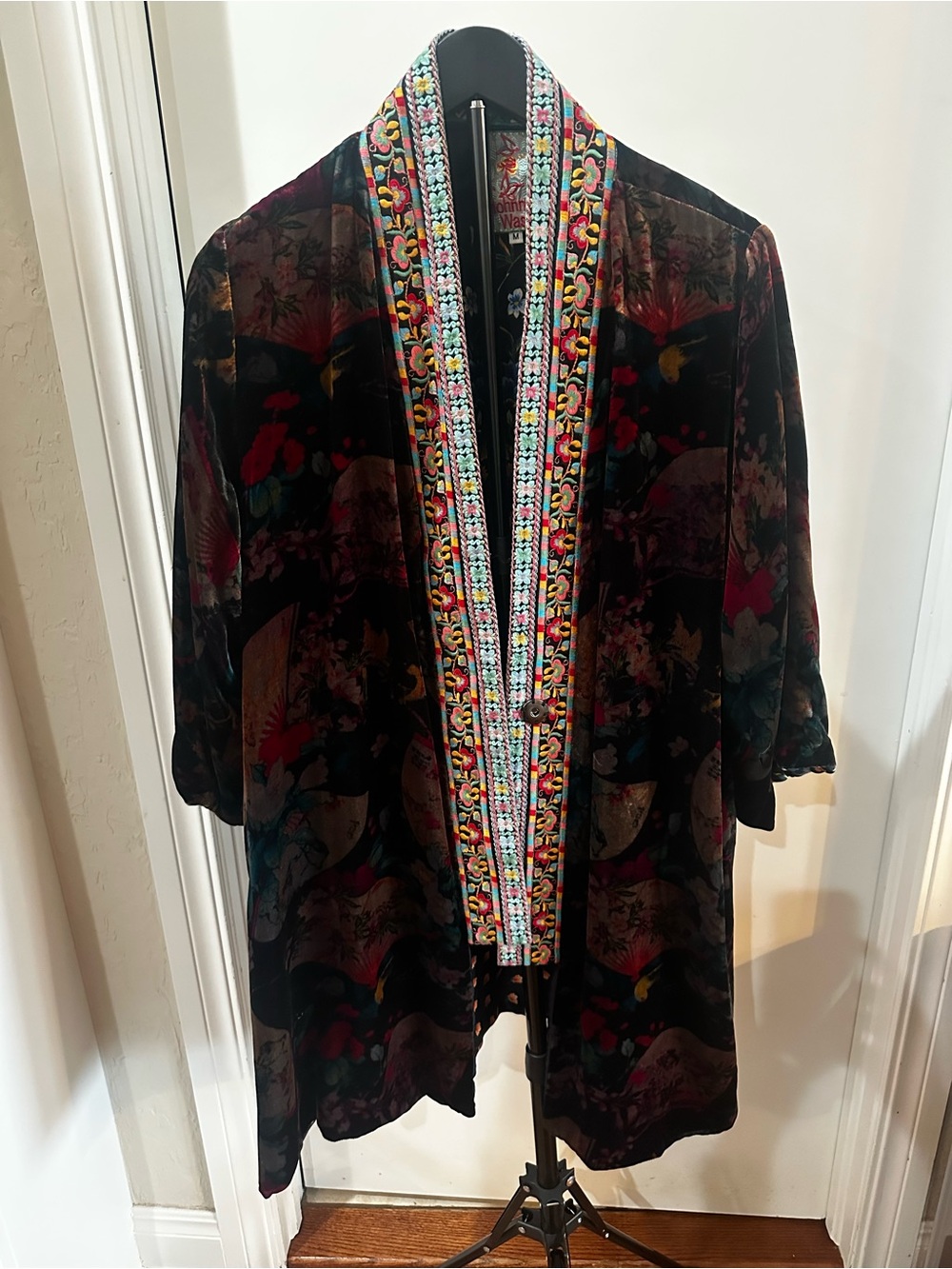 Johnny Was Black Velvet Embroidered Open-Front Kimono Cape